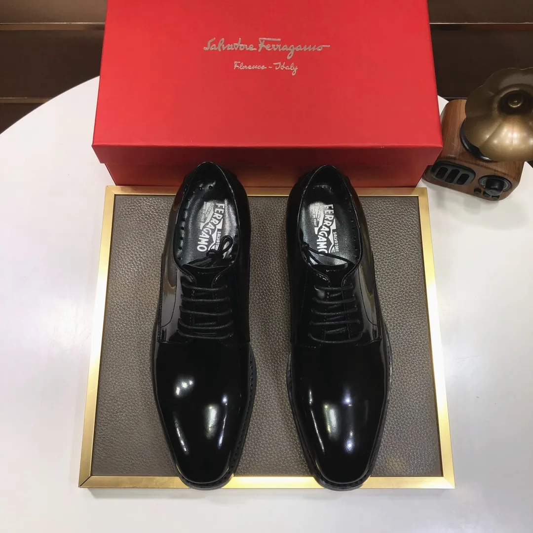 Men's shoes💰480💰[Ferragamo/Ferragamo] The latest model in the counter. Original imported high-quality cowhide with open sides + imported sheepskin lining + original luxury metal buckle + original combination outsole. Comparison without pressure. 38--45 (45 is custom-made and cannot be returned or exchanged)